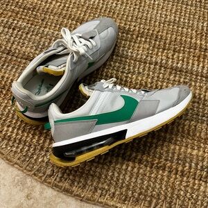 Nike Men's Gray and Green Air Sneakers- worn once!
